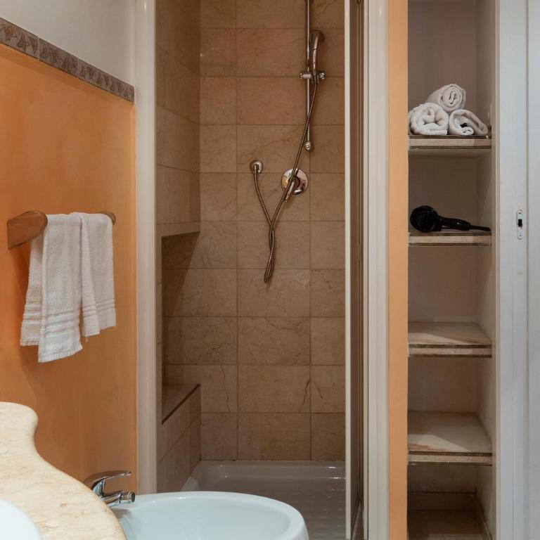 Villa Angelica - Appartamento con 2 Camere da Letto - 10