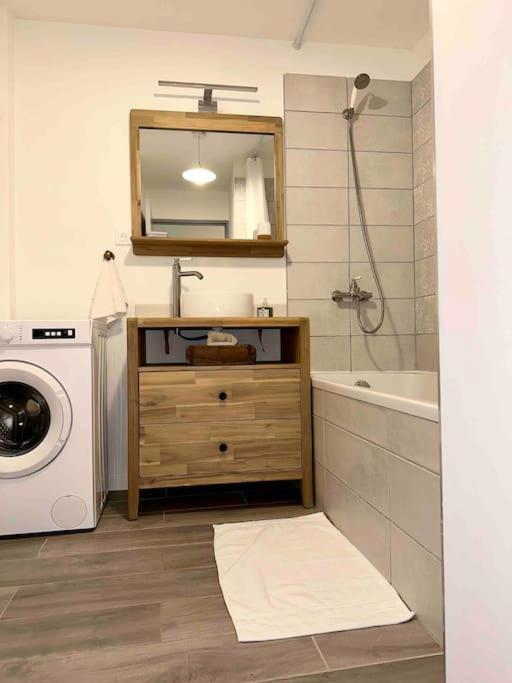 Lou Paseo : Appartement Brocante centre historique - Two-Bedroom Apartment - 27