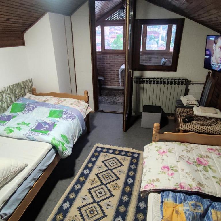 Curovac View - Dvokrevetna Soba sa Zasebnim Krevetima i Pogledom na Grad - 10