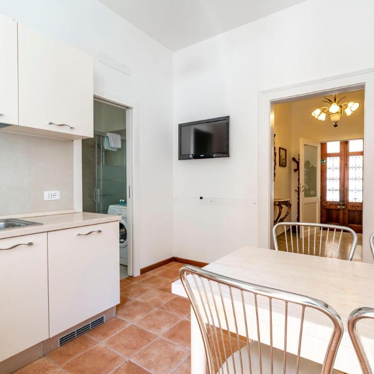 Queen House Venezia - Appartamento con 2 Camere da Letto - 34
