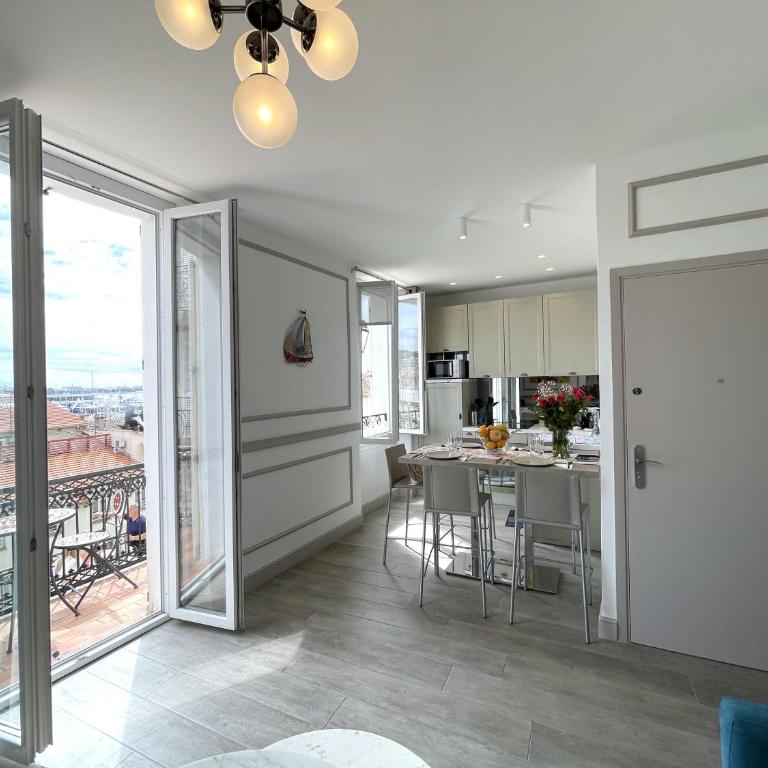 SUNRISE BALCONY - Appartement 2 Chambres - 19