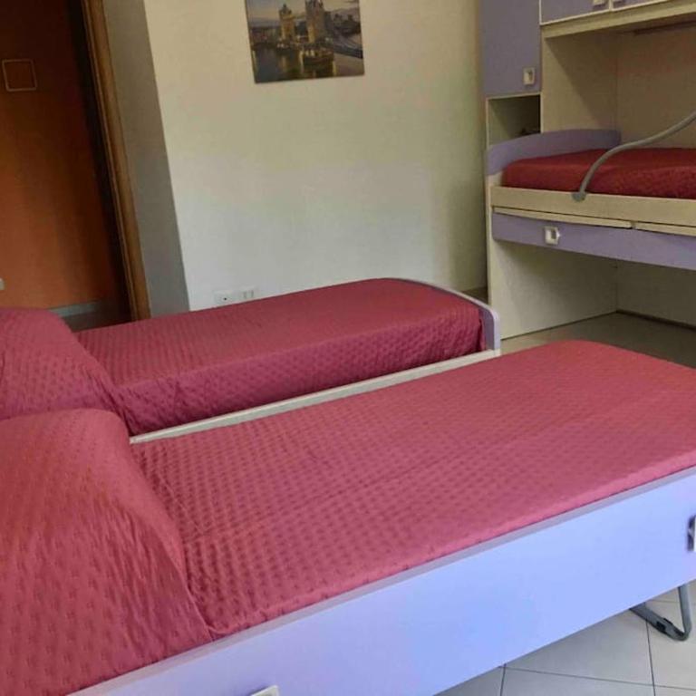 Amazing Grace Apartment (CITRA 011015-LT-2446) - Two-Bedroom Apartment - 32