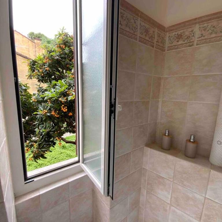 Amazing Grace Apartment (CITRA 011015-LT-2446) - Two-Bedroom Apartment - 50