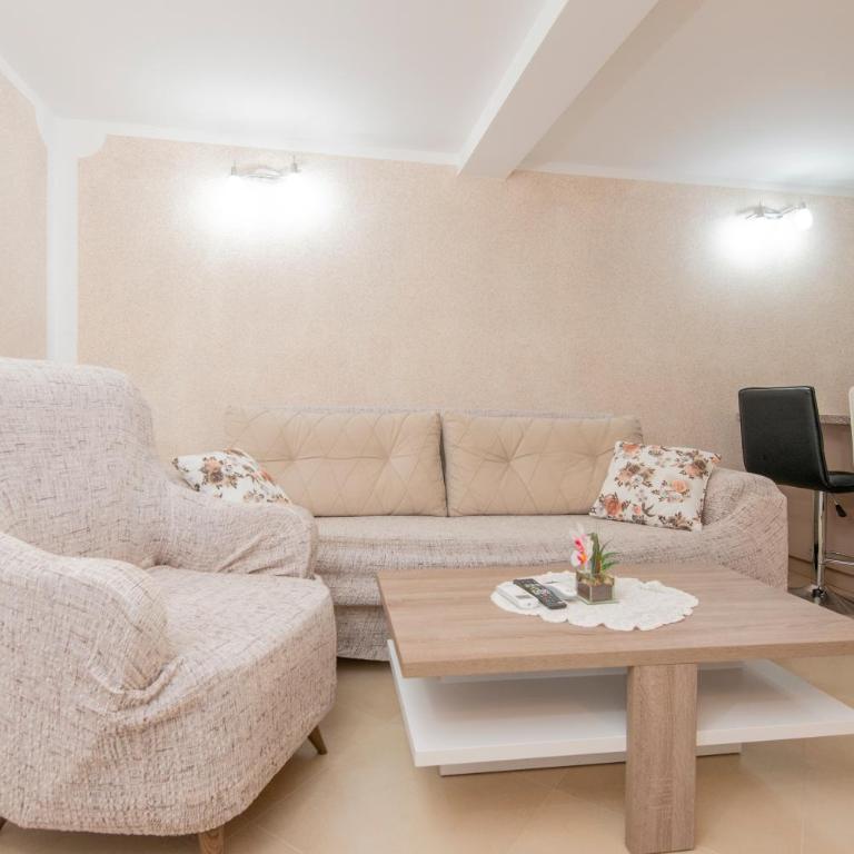Hillside Seaview Apartment - One-Bedroom Apartment - 16
