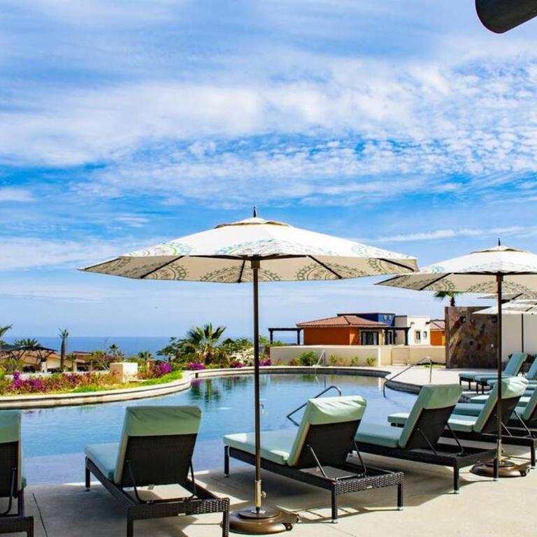 Breathtaking Ocean Views and Access Best Resorts! - Two-Bedroom Apartment - 9
