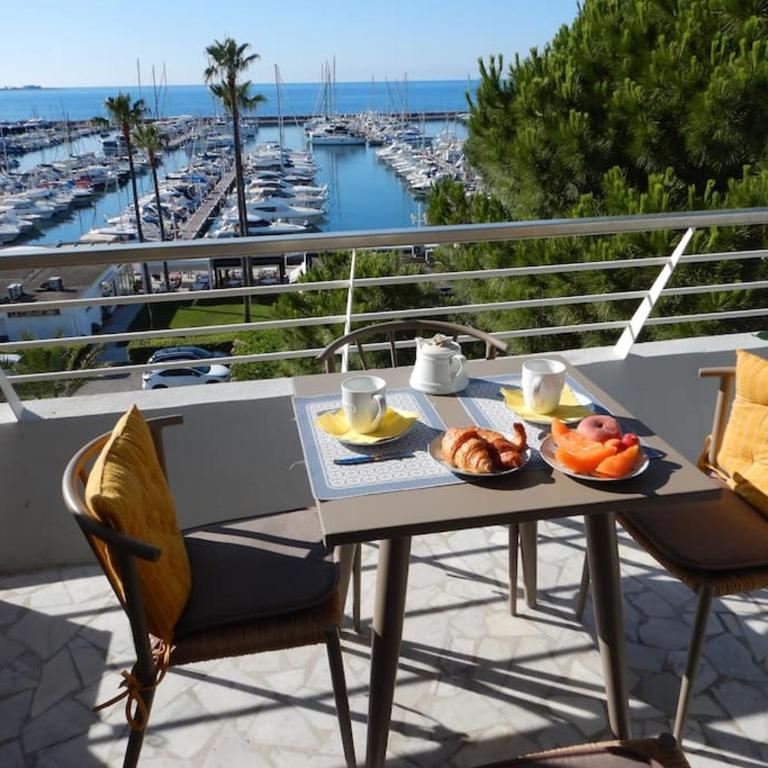 Golfe Juan; au-dessus du port - Appartement 1 Chambre - 1