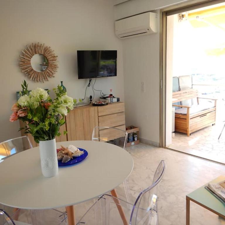 Golfe Juan; au-dessus du port - Appartement 1 Chambre - 2
