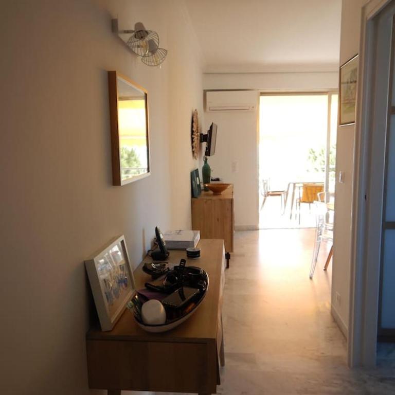 Golfe Juan; au-dessus du port - Appartement 1 Chambre - 15