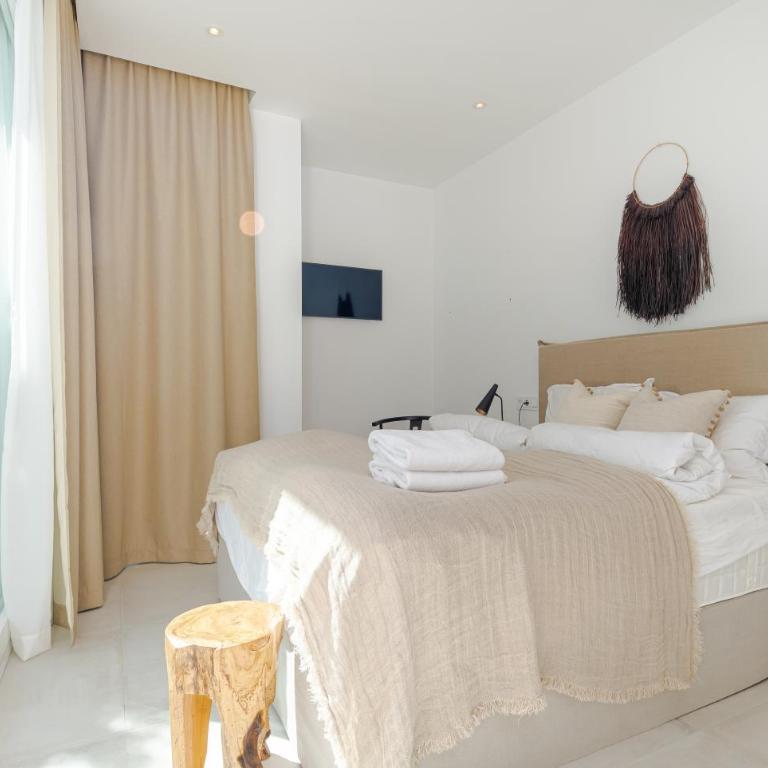 Unique & Luxurious Villa With Heated Pool, Gym & C - Casa - 26