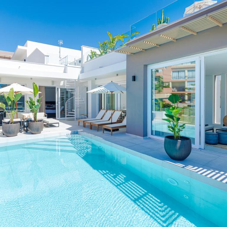 Unique & Luxurious Villa With Heated Pool, Gym & C - Casa - 41