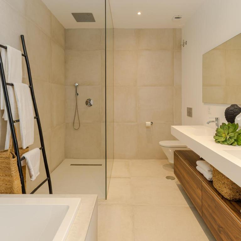 Unique & Luxurious Villa With Heated Pool, Gym & C - Casa - 56