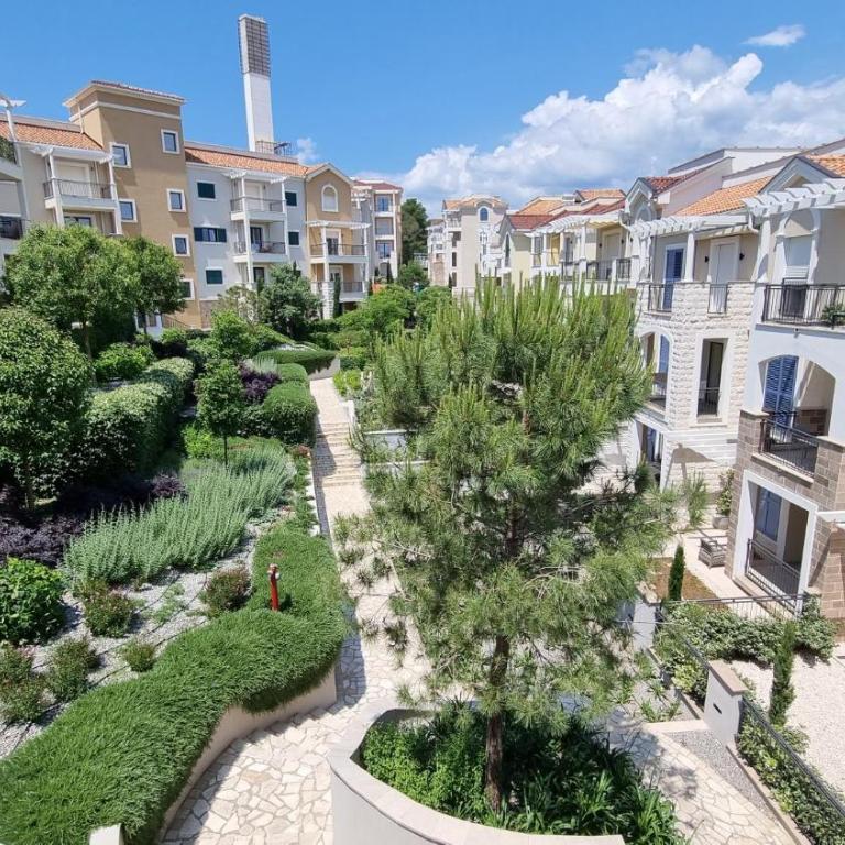 Lustica Lux - Two-Bedroom Apartment - 1