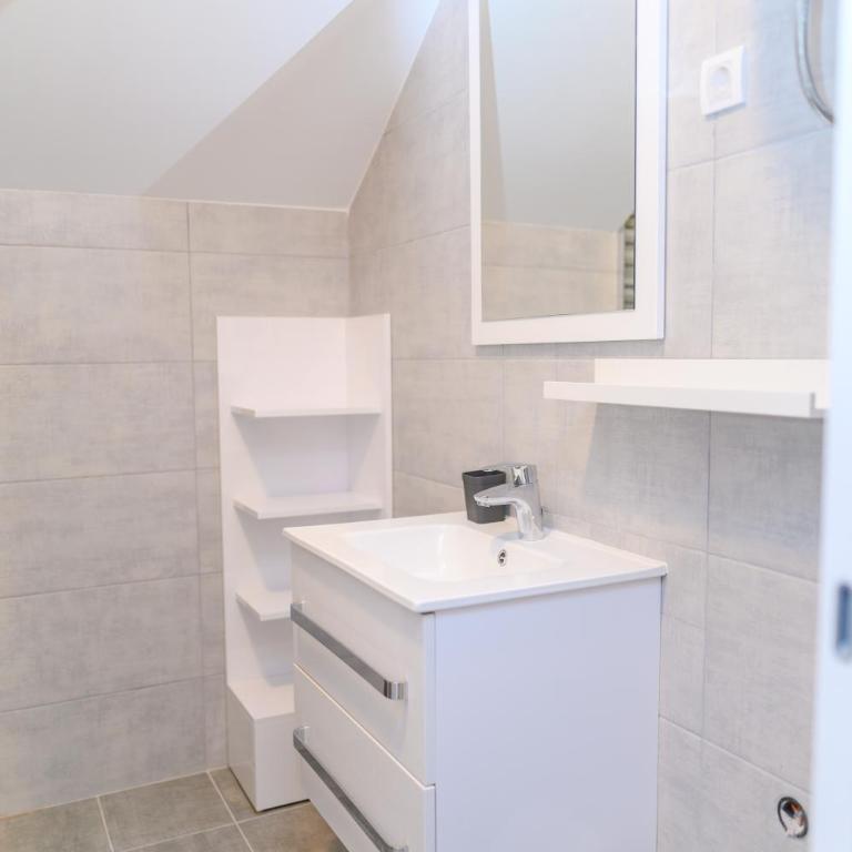 AQUA LUX - Green Hill - Kod akva parka Podina - One-Bedroom Apartment - 6