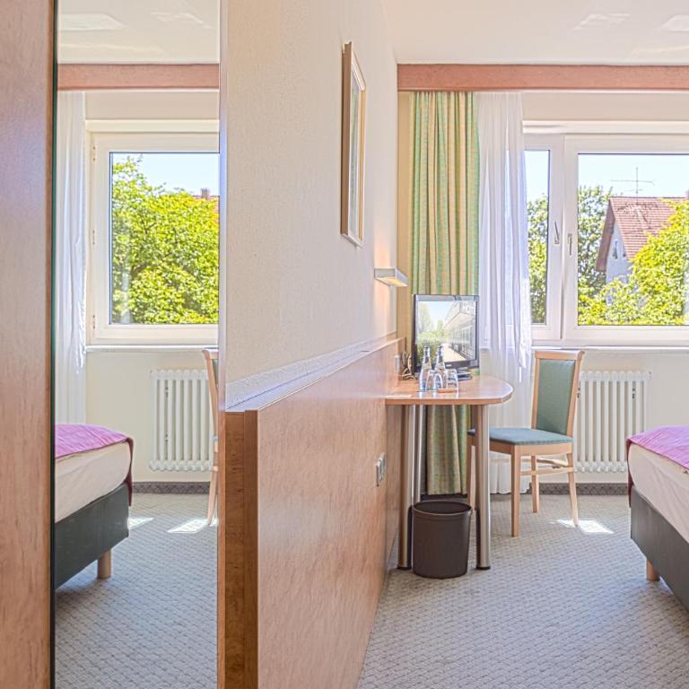 Hotel Am Moosfeld - Economy Doppelzimmer - 4