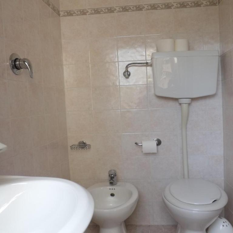 Hotel La Vela - Camera Tripla Standard - 1