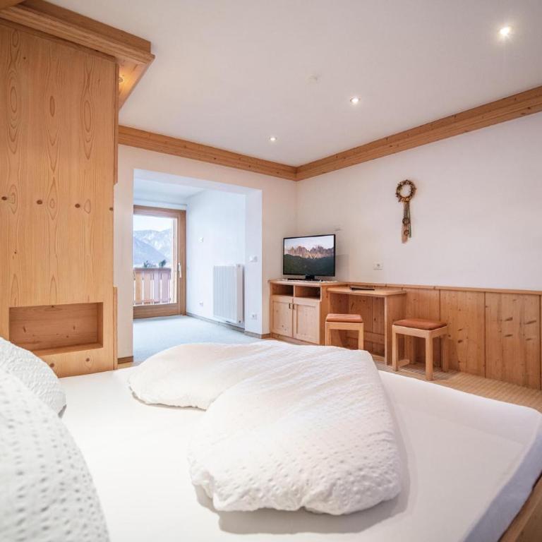 Gasthof Teiser Stern - Habitación Doble Superior con balcón y vistas - 13