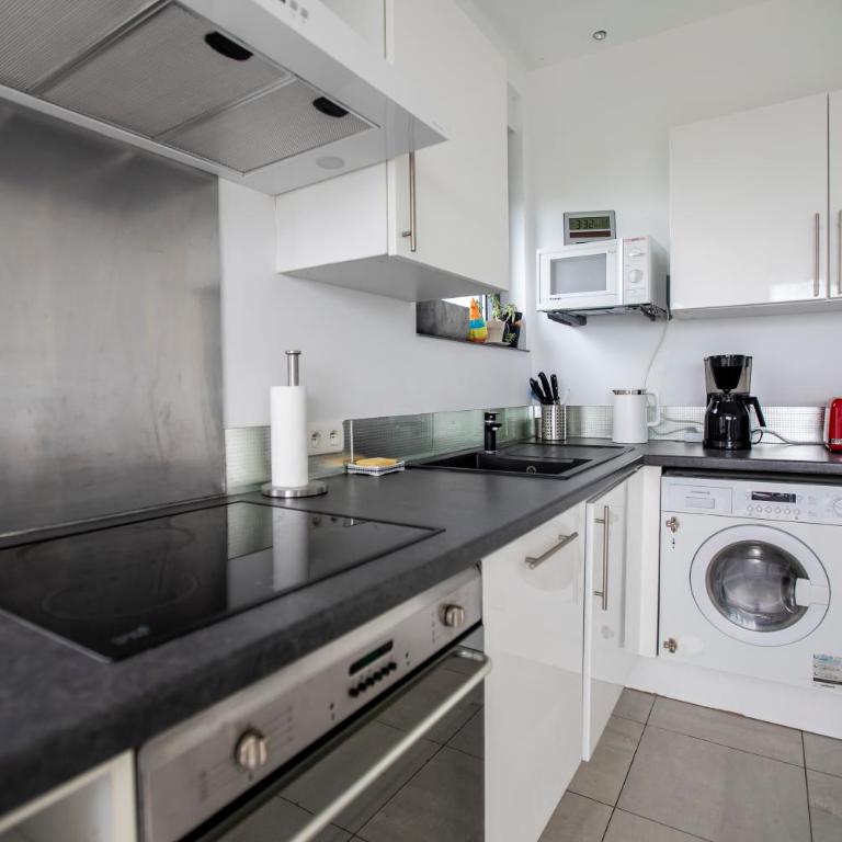 Villa Malibu by Connexion - Three-Bedroom Apartment - 26