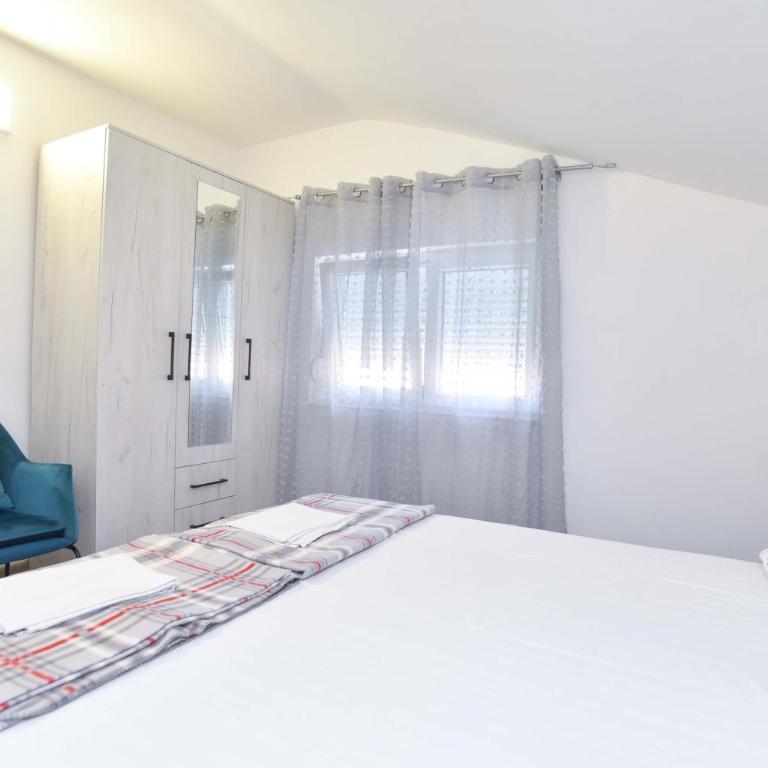 Apartman 3 - One-Bedroom Apartment - 8