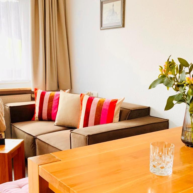 Hubertushof - Apartment mit 2 Schlafzimmern und Balkon - 1