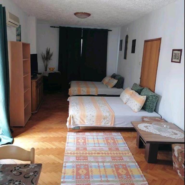 Apartments Bojanovic - Studio s Pogledom na Vrt - 3