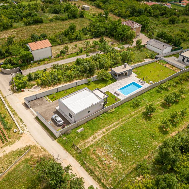 Villa Vukas - Two-Bedroom Villa - 31