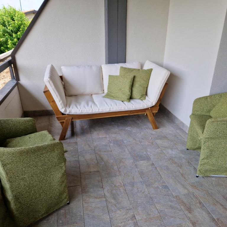 Happy Lake - Appartamento con Vista Piscina - 5