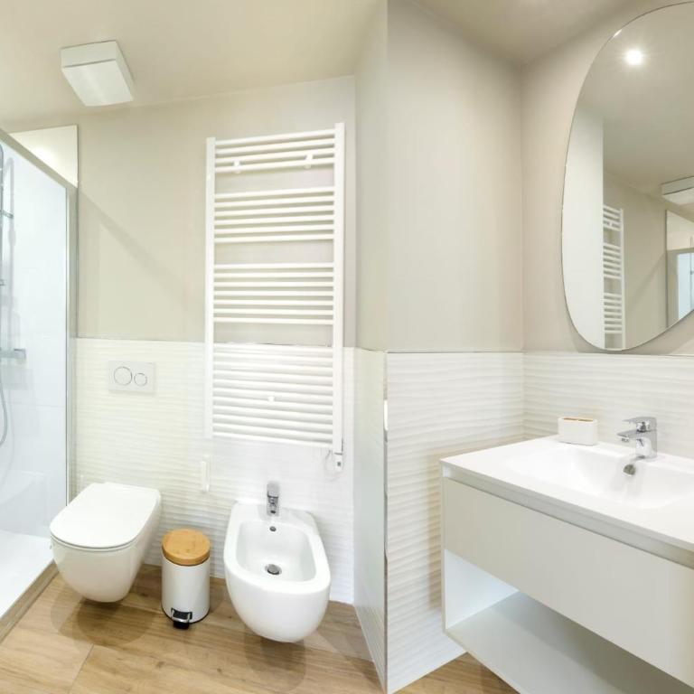 Eleonore Elegant Rooms - Deluxe Double Room with Balcony - 7