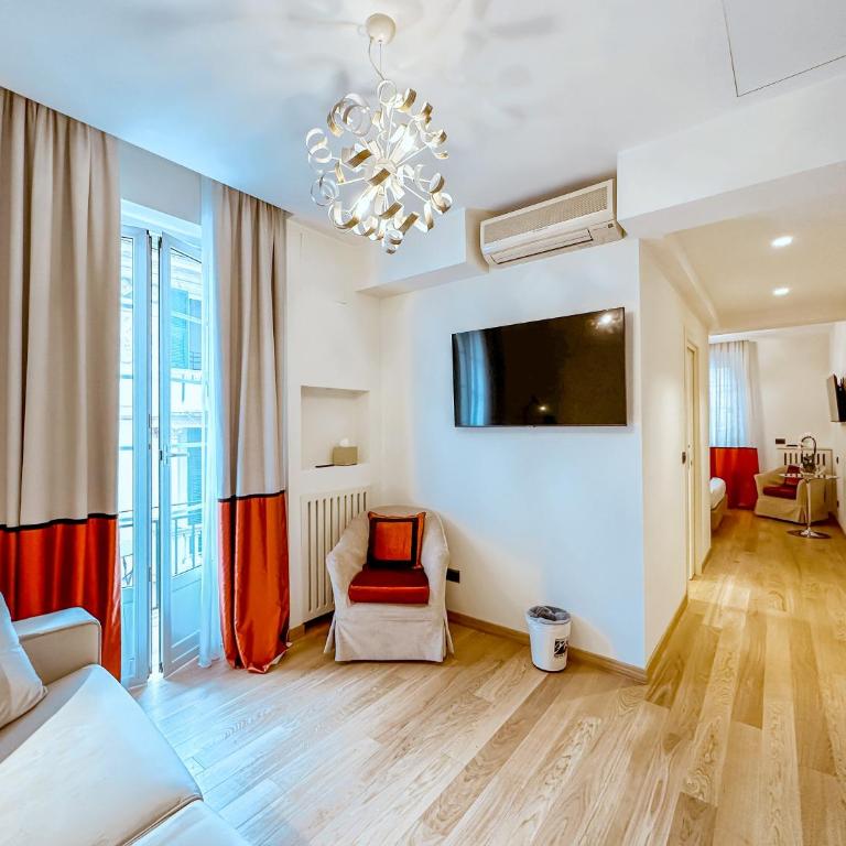 Hotel Jolanda - Camera Quadrupla Premium - 1