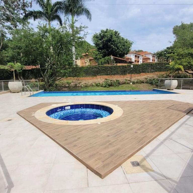 Cali Pance piso 4-06 Apartamento Sector Exclusivo Moderno - Apartamento de 1 dormitorio - 24