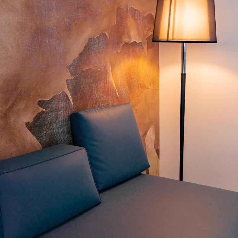 GARNI' FOCI - Junior Suite con Balcone e Vista Lago - 2