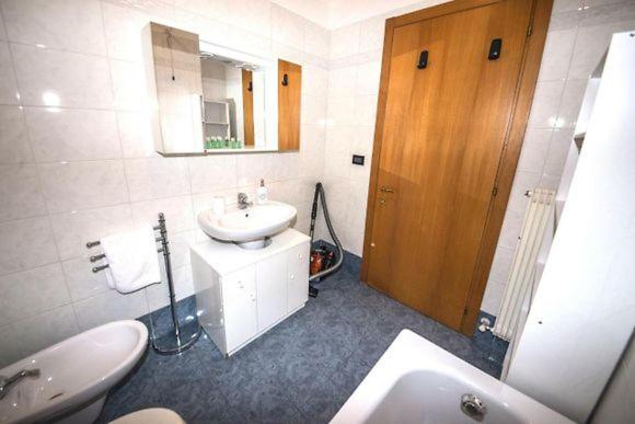 Riva Take It Easy - One-Bedroom Apartment - 12