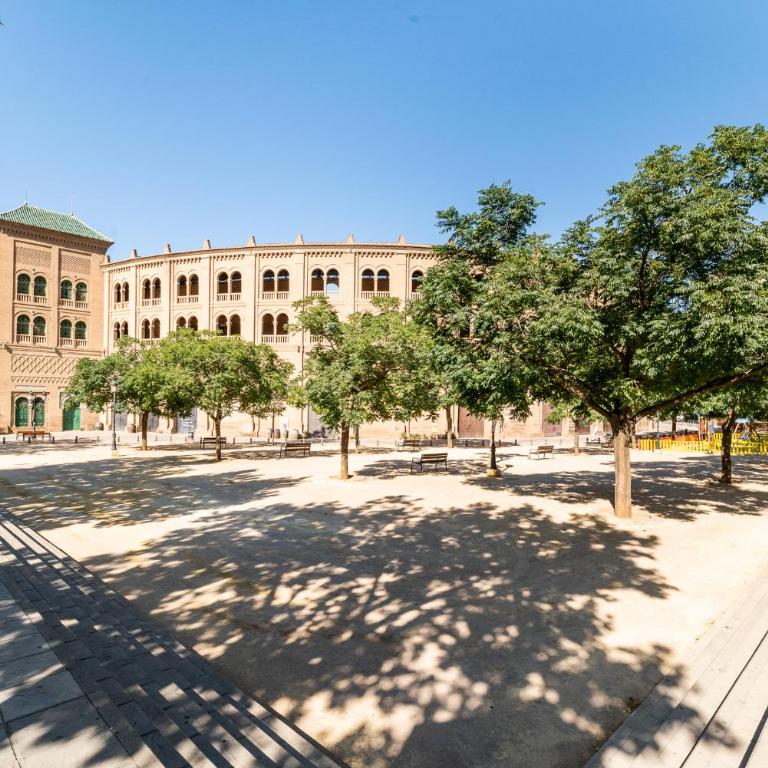 Apartamento moderno junto a Plaza Toros y Hospitales con Parking bajo petición - Three-Bedroom Apartment - 4