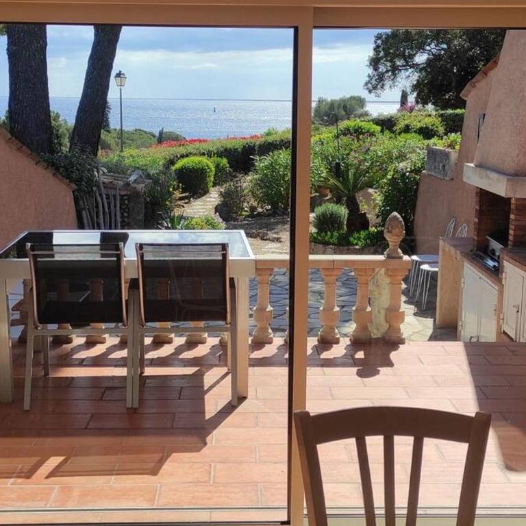 Maison 8p, Superbe Vue Mer, Piscine 25x10m, 300m plage, Tennis, Domaine sécurisé - Casa con 3 Camere da Letto - 2