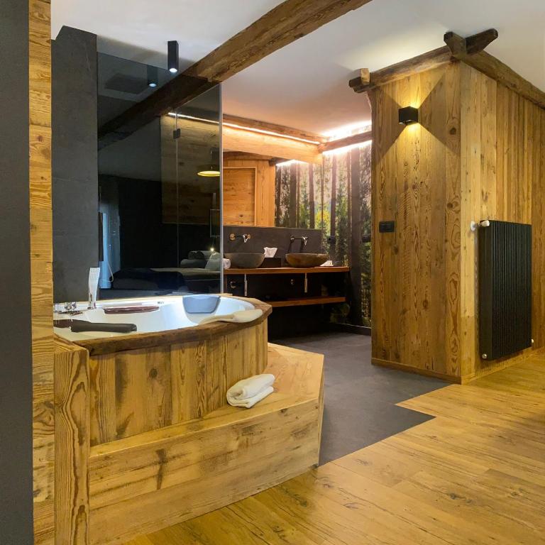 Hotel Rio Bianco - Suite Deluxe con Vasca Idromassaggio - 7