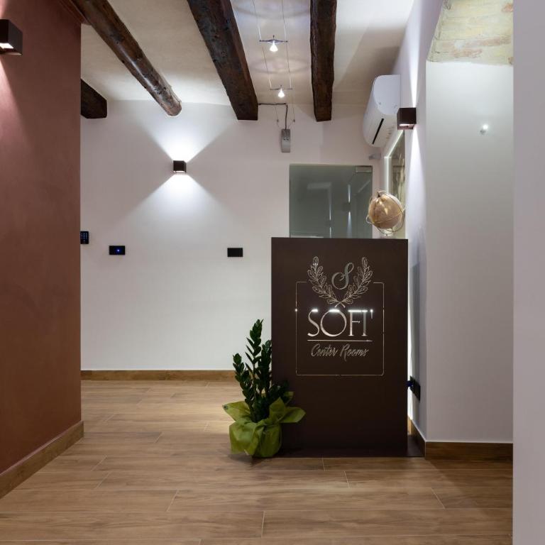 Sofi' Center Rooms - Triple Room with Balcony - 31