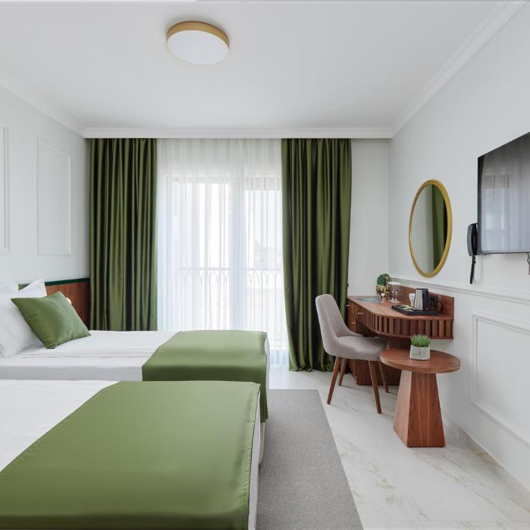 Hotel Diplomat by Aycon - Dvokrevetna Soba sa Bračnim Krevetom ili Zasebnim Krevetima, i Pomoćnim Ležajem - 5