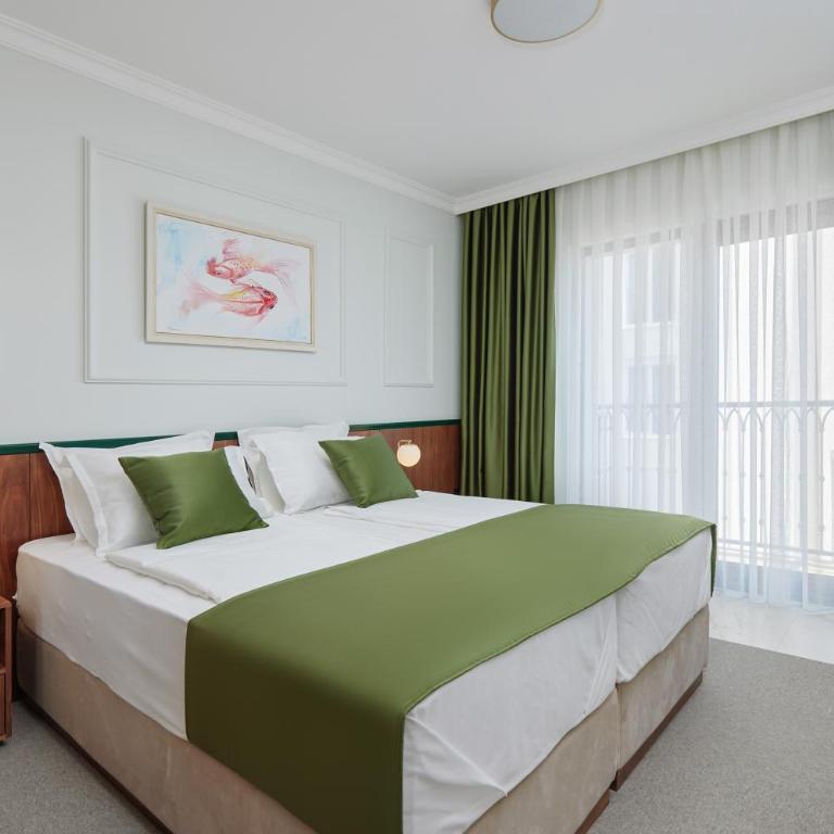 Hotel Diplomat by Aycon - Dvokrevetna Soba sa Bračnim Krevetom ili Zasebnim Krevetima, i Pomoćnim Ležajem - 1