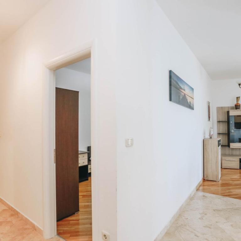 Apartment near Ponta Nova of Rafailovici - Apartment with Sea View - 11