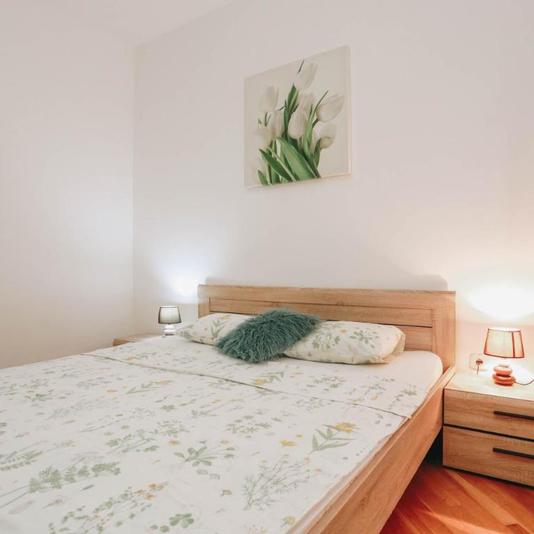 Apartment near Ponta Nova of Rafailovici - Apartment with Sea View - 15