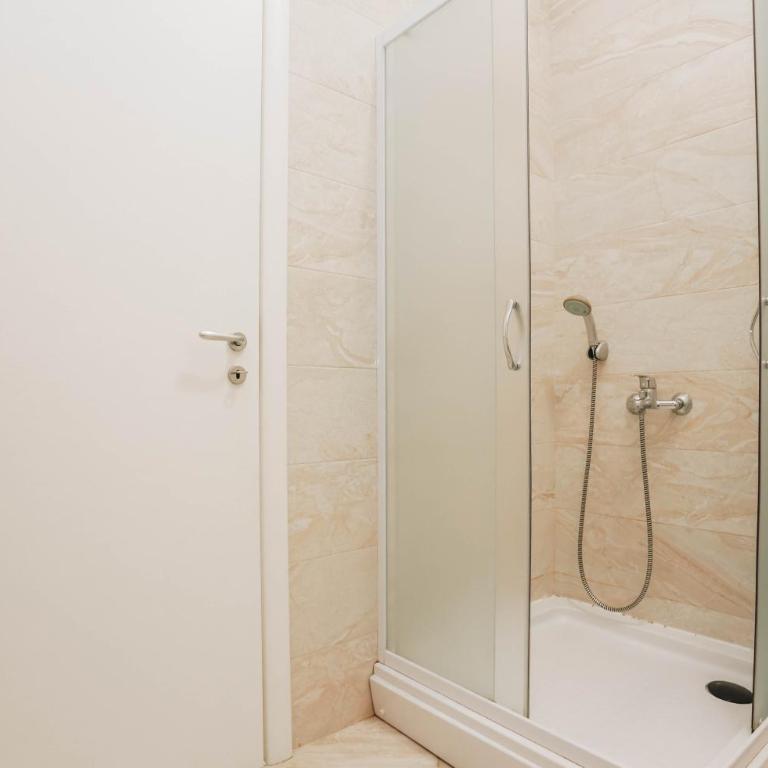Apartment near Ponta Nova of Rafailovici - Apartment with Sea View - 13