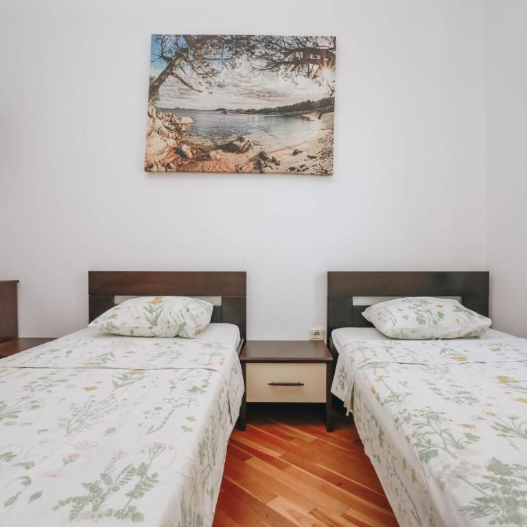 Apartment near Ponta Nova of Rafailovici - Apartment with Sea View - 32