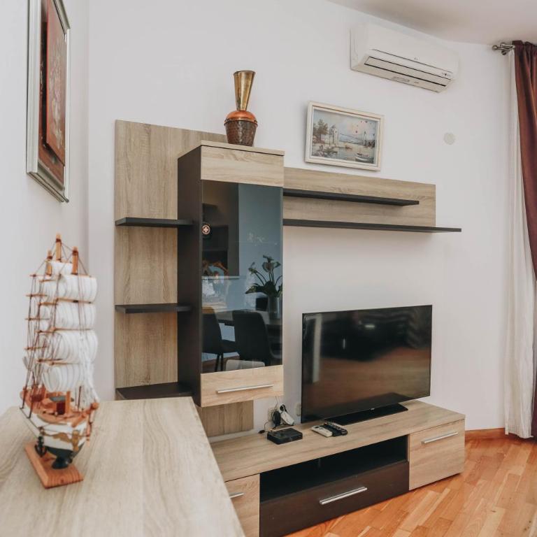 Apartment near Ponta Nova of Rafailovici - Apartment with Sea View - 54