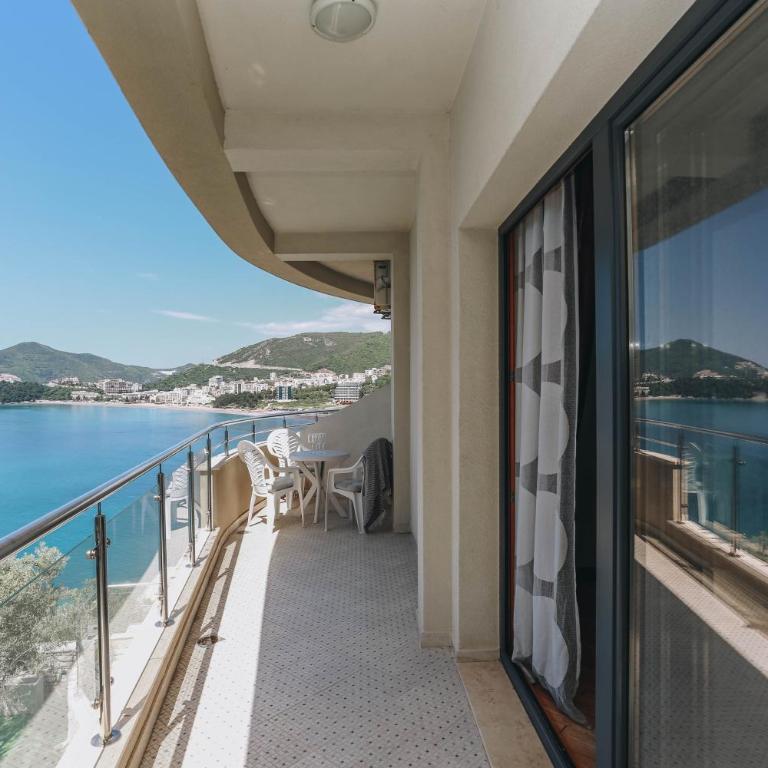 Apartment near Ponta Nova of Rafailovici - Apartment with Sea View - 78