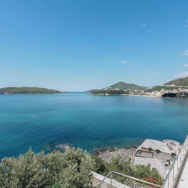 Apartment near Ponta Nova of Rafailovici - Apartment with Sea View - 84