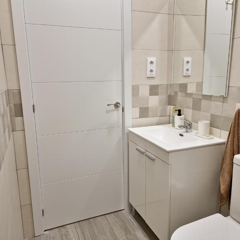 Apartamentos Bielsa 'Madrid Río' - Studio Apartment - 5
