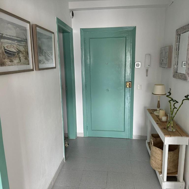 Aquamarine Sant Feliu en la playa con patio - Apartamento de 3 dormitorios - 10