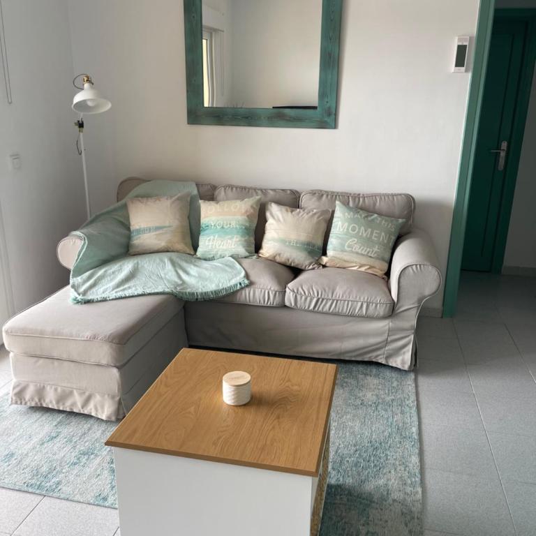 Aquamarine Sant Feliu en la playa con patio - Apartamento de 3 dormitorios - 7