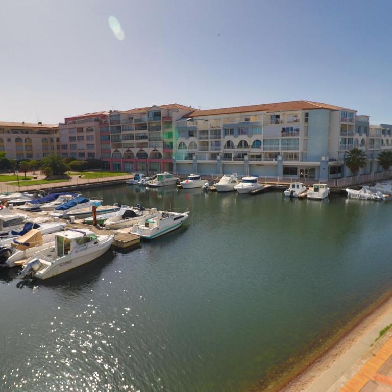 T2 à Sète avec climatisation et parking privé - FR-1-472-190 - Apartment - 4
