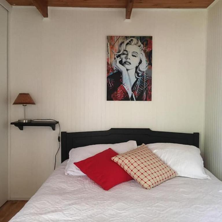 Linda y cómoda casa interior entera/independiente - Two-Bedroom Apartment - 1
