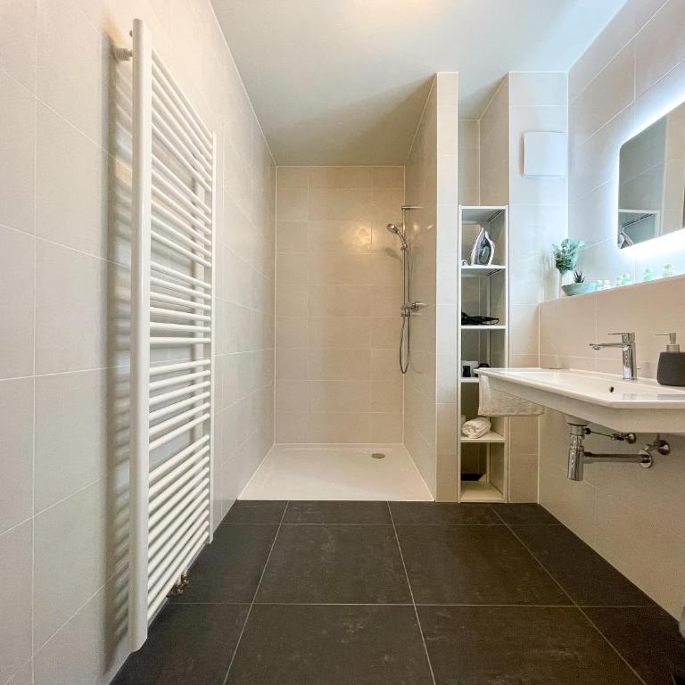 UNiQE- 6 pers - design apartment - fair - SKY-TV - Apartment mit 2 Schlafzimmern - 6
